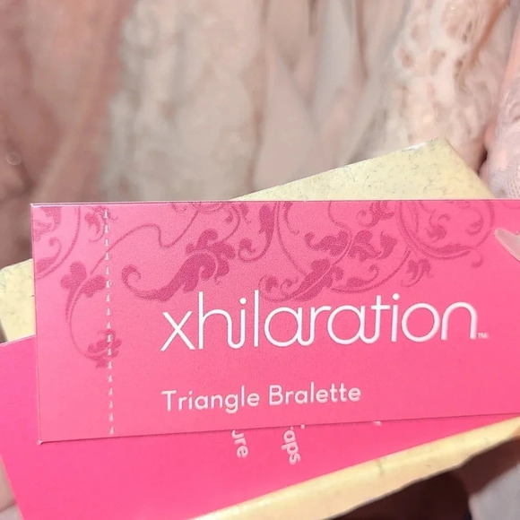 LARGE Xhiliration Flocked Dot Ruffle‎ Wire Free Lace Bralette DayDream Pink NWT - Picture 11 of 13